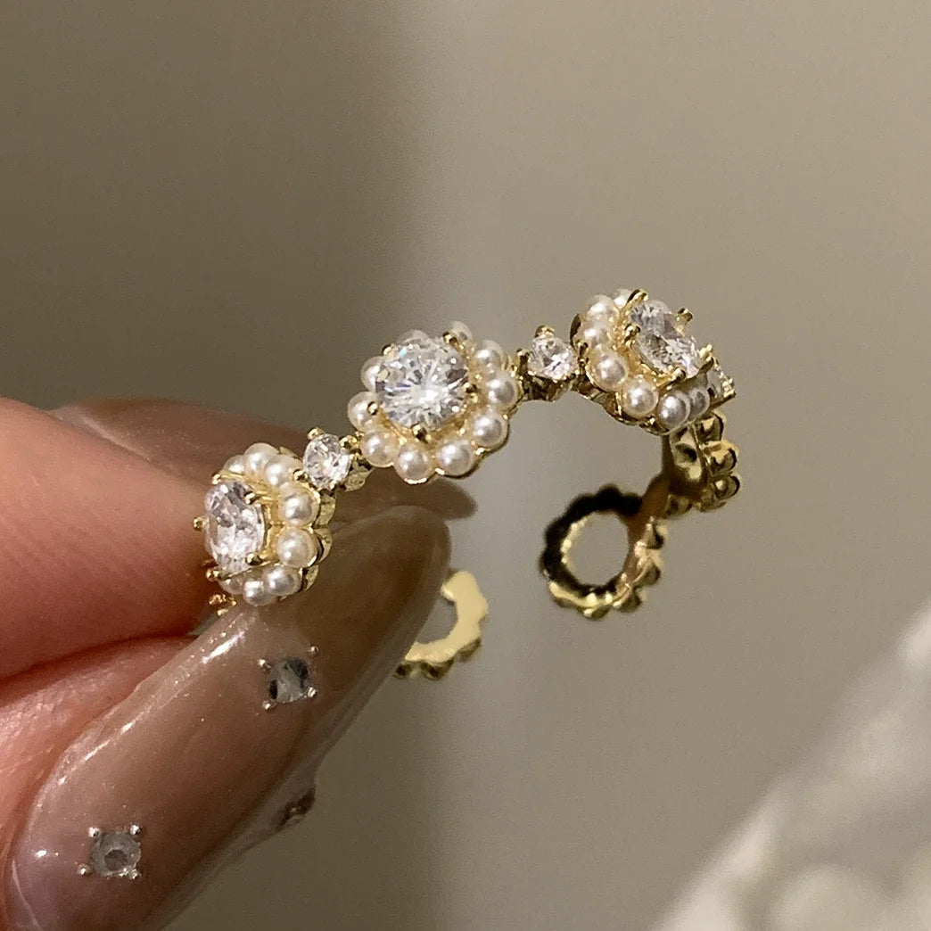 The Crystal Vine Ring